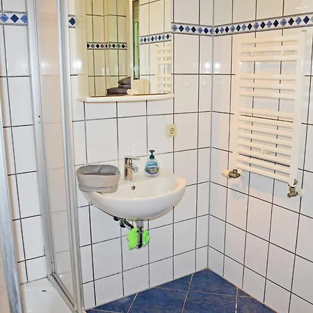Am Wald Mit Strand Apartment
